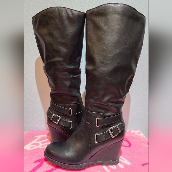 American Rag Women's Kyle Black Round Toe Wedge Boot, Size 6.5M - Picture 7 of 10